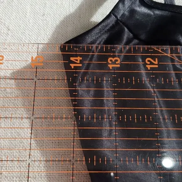 Pretty Little Thing Top Womens 2 Black Satin Dipped Ham Boned Corset Cami Swifty - Picture 4 of 9